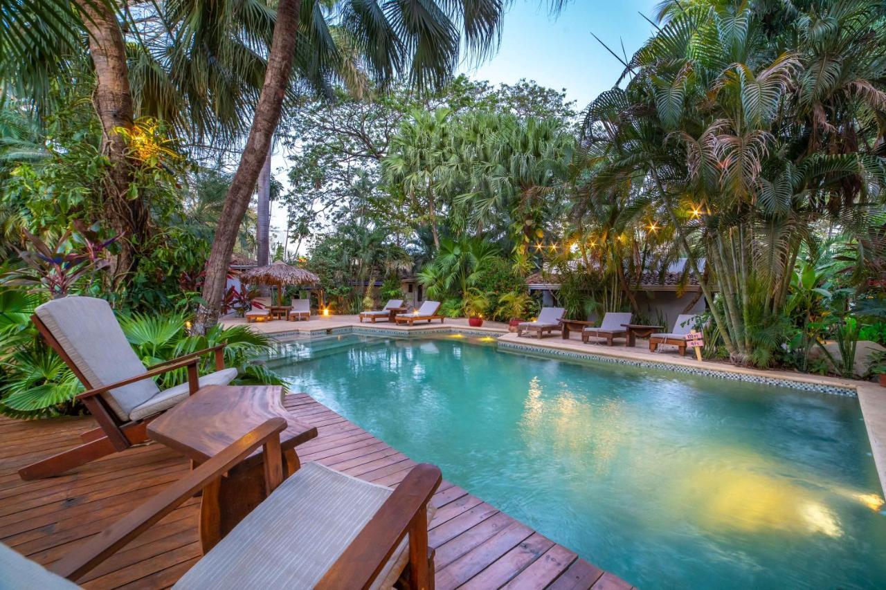 Hotel Pasatiempo Тамариндо Экстерьер фото