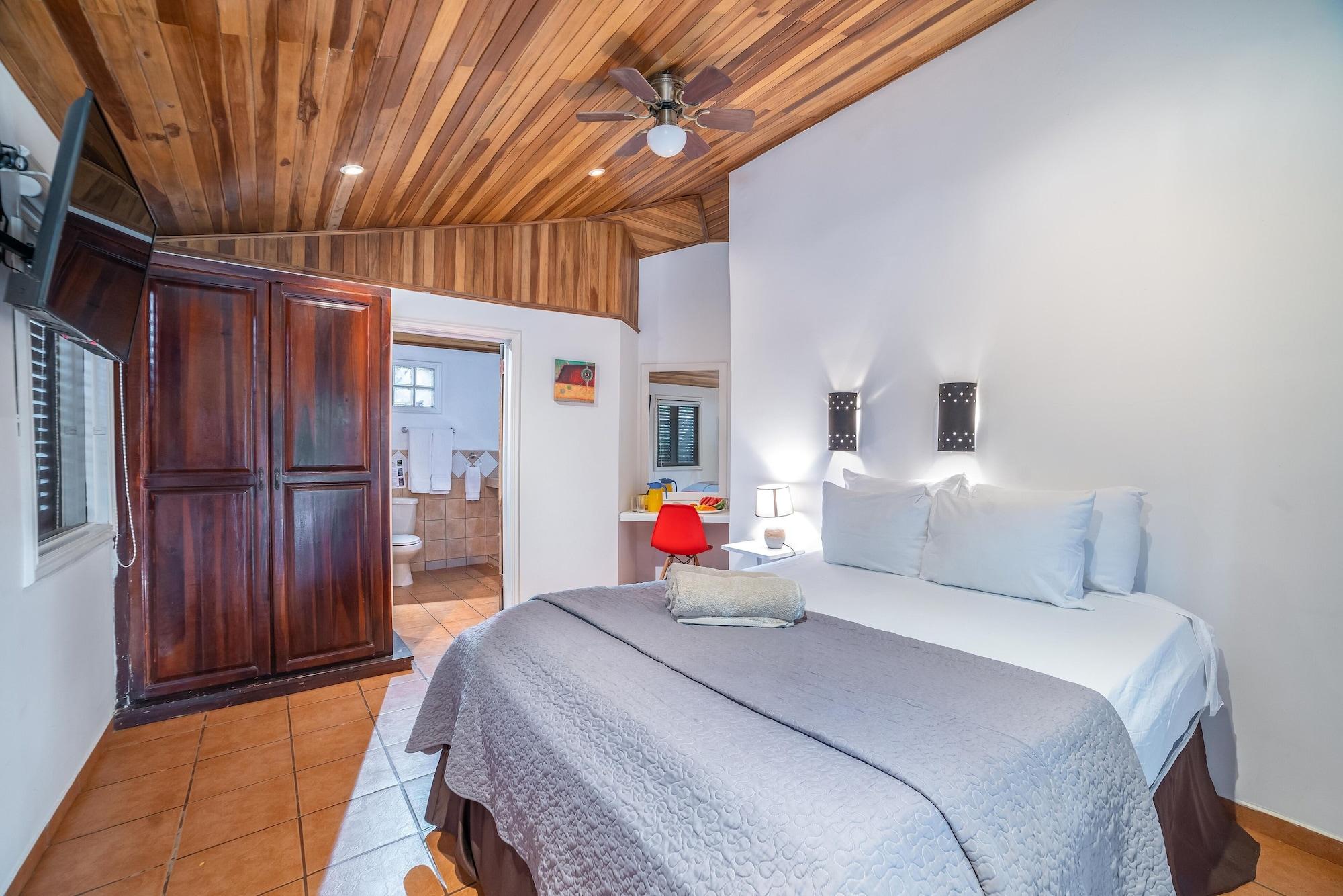Hotel Pasatiempo Тамариндо Экстерьер фото